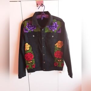 JUMA Emroidered Floral Black Jean Jacket